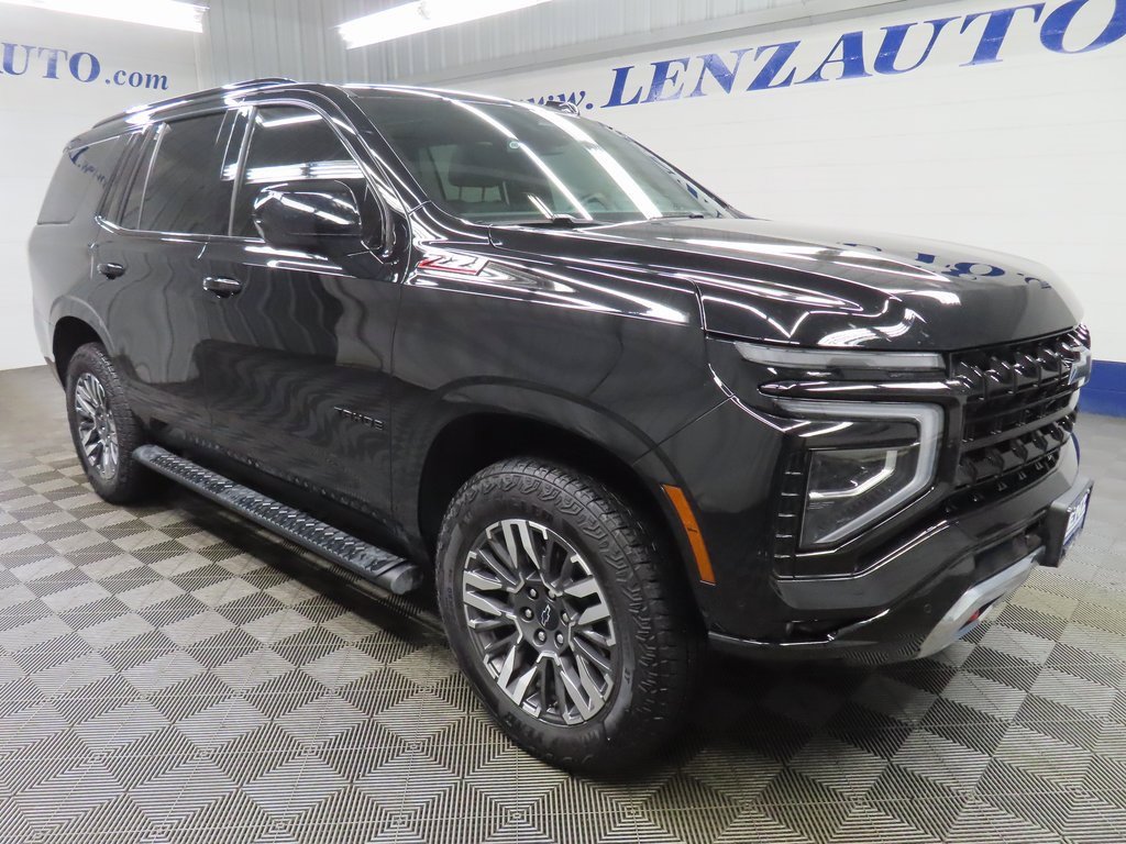 Used 2025 Chevrolet Tahoe Z71 image 3