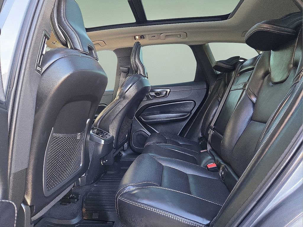 Certified 2020 Volvo XC60 T6 Inscription w/ Protection Package Premier image 16