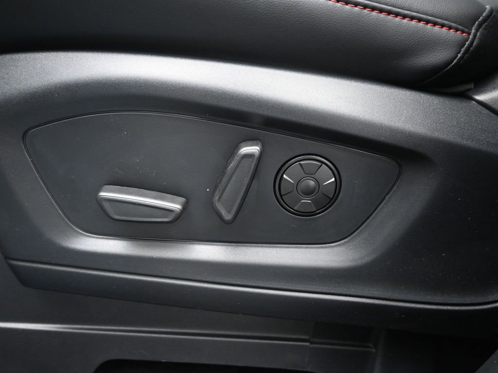 New 2025 Ford Explorer ST-Line w/ Premium Package image 9