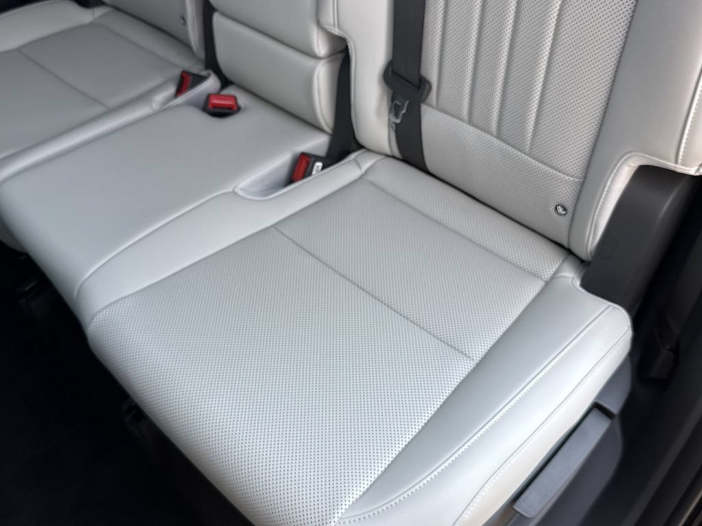 New 2027 Hyundai Santa Fe SEL FWD image 29