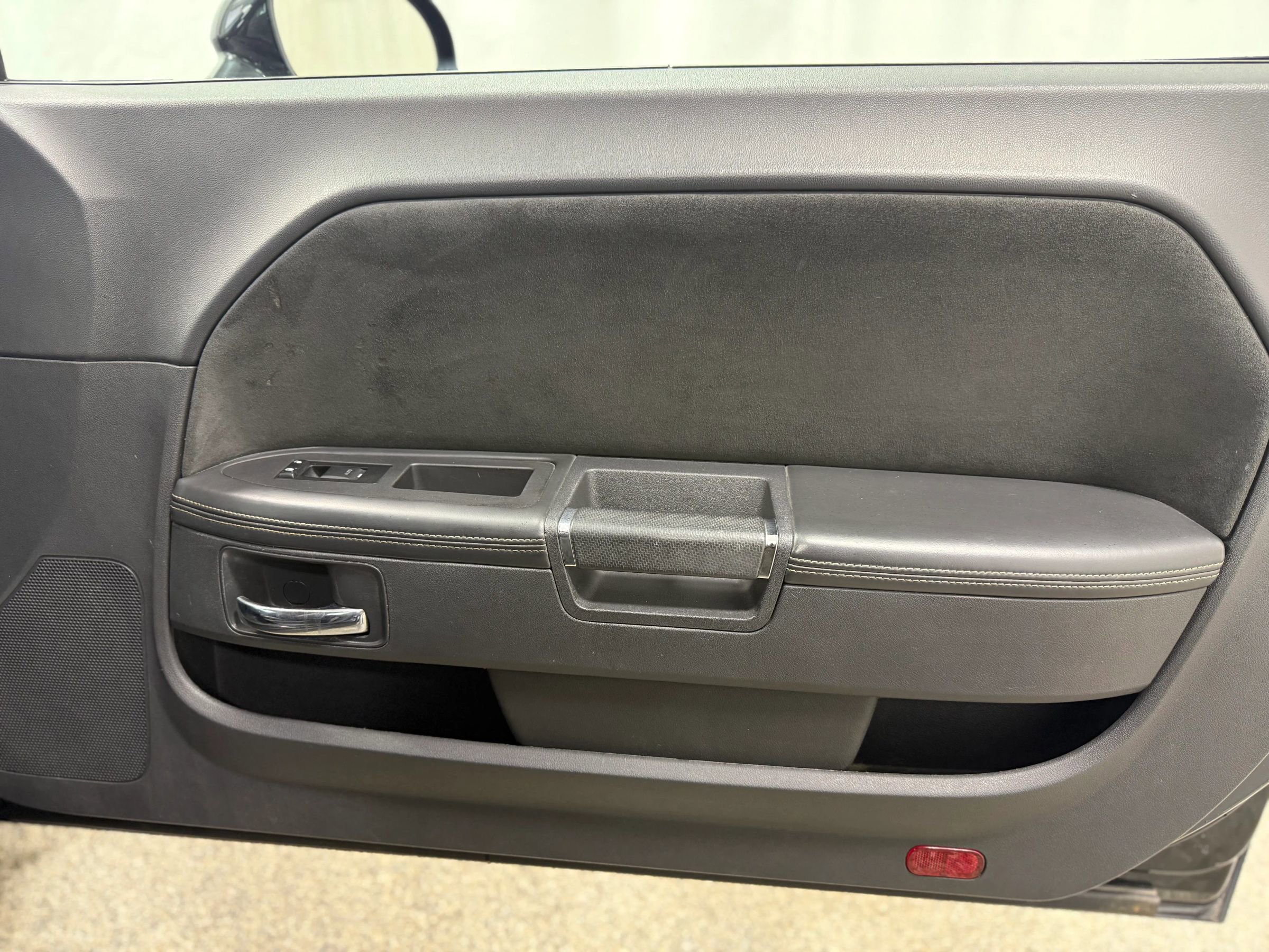 Used 2009 Dodge Challenger SRT8 w/ SRT Option Group II image 23