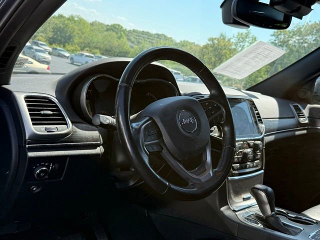 Used 2020 Jeep Grand Cherokee Limited w/ Premium Lighting Group AWD/4WD image 2