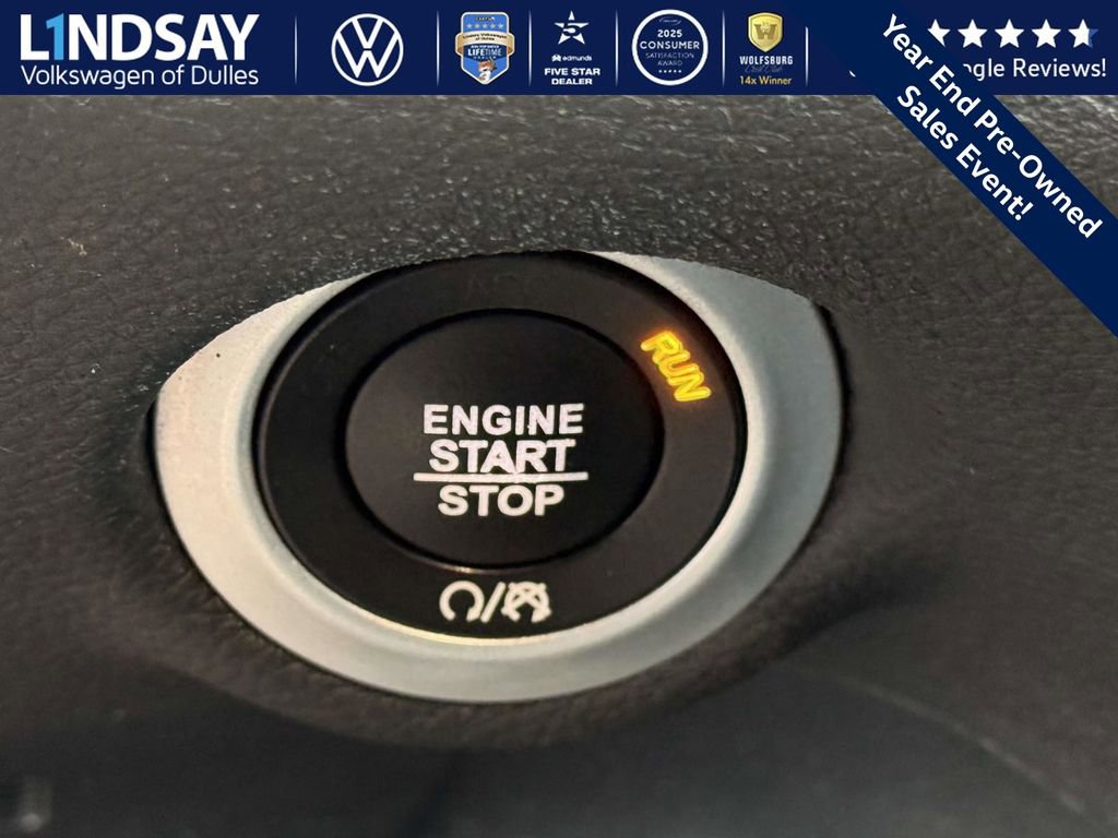 Used 2019 Chrysler Pacifica Limited w/ Advanced Safetytec Group image 25