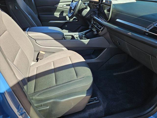 Used 2024 Chevrolet Traverse LS image 18