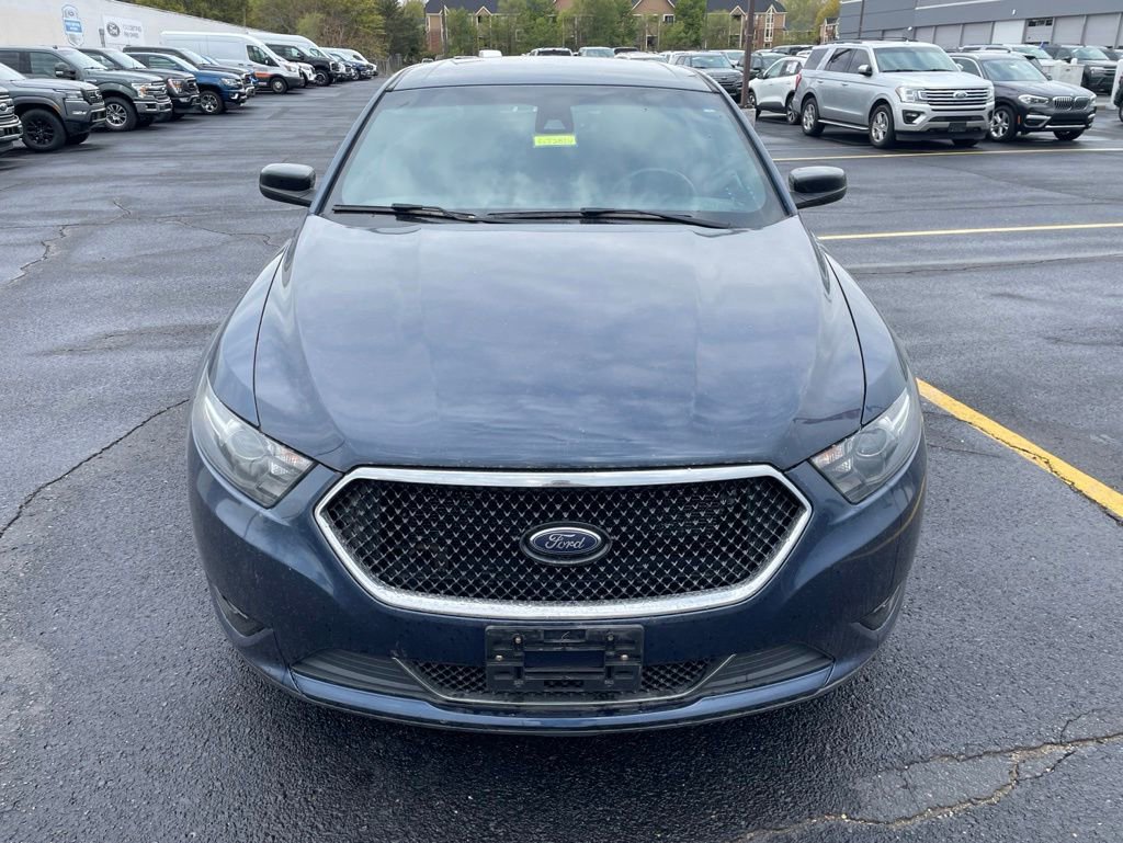 Used 2016 Ford Taurus SHO w/ Equipment Group 401A AWD/4WD image 2