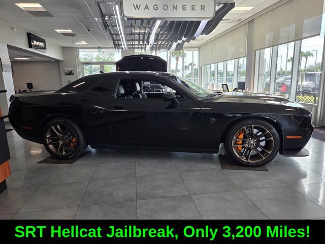 Used 2023 Dodge Challenger SRT Hellcat RWD image 7