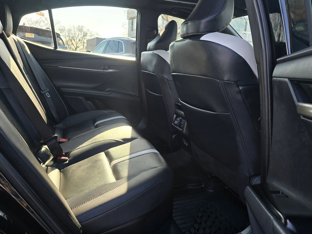 Used 2026 Toyota Camry Hybrid w/ Convenience Package FWD image 13
