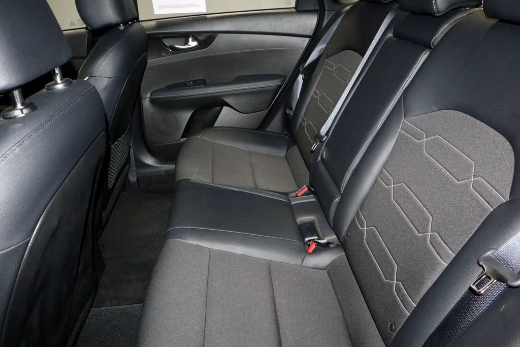 Used 2023 Kia Forte GT-Line w/ GT-Line Premium Package FWD image 22