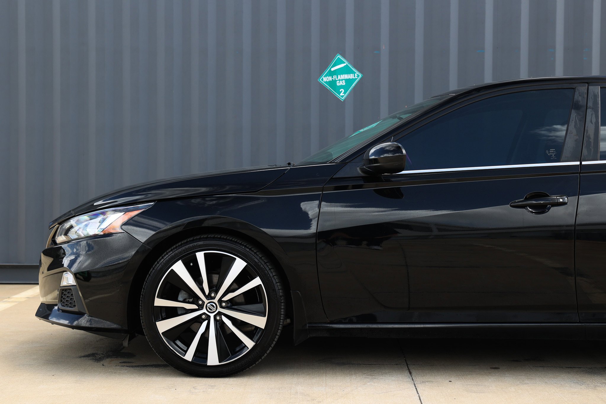Used 2020 Nissan Altima 2.5 SR FWD image 28