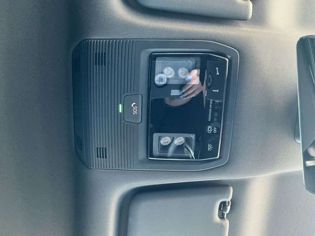 New 2025 Volkswagen ID. Buzz Pro S image 20