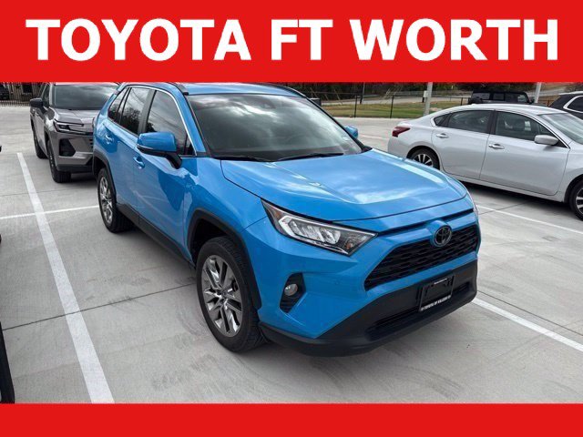 Used 2021 Toyota RAV4 XLE Premium FWD image 1