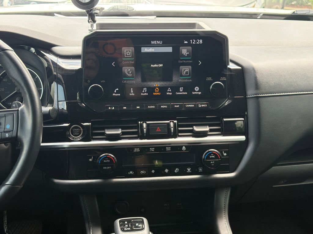 Used 2023 Nissan Pathfinder SL FWD image 19