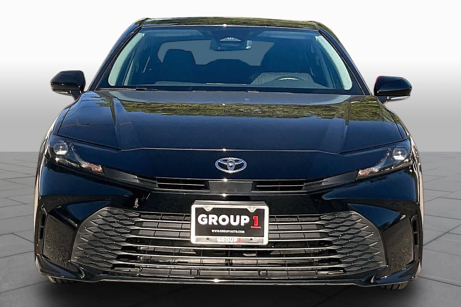 Used 2026 Toyota Camry LE w/ Convenience Package FWD image 4
