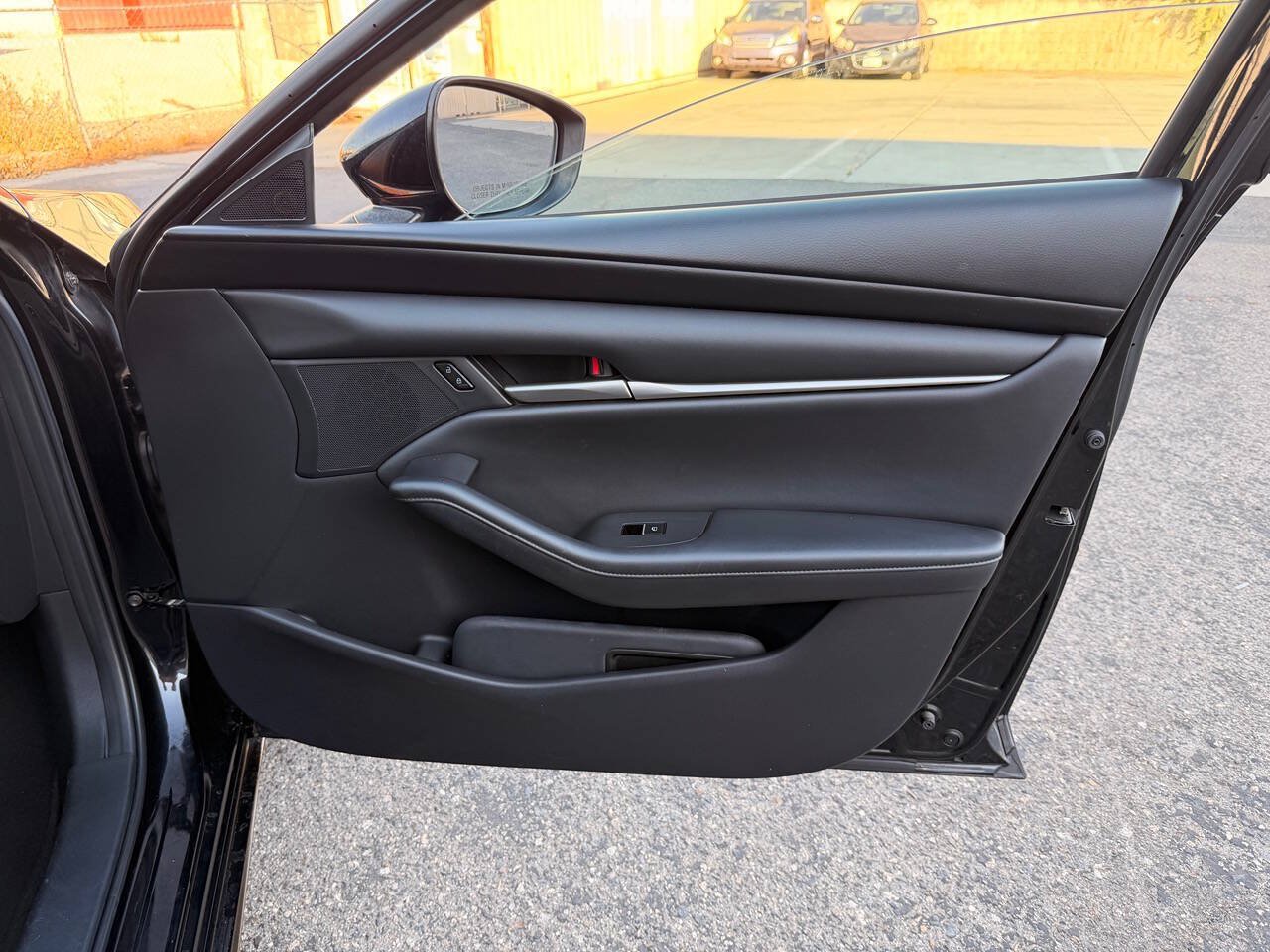 Used 2021 MAZDA MAZDA3 s FWD image 36