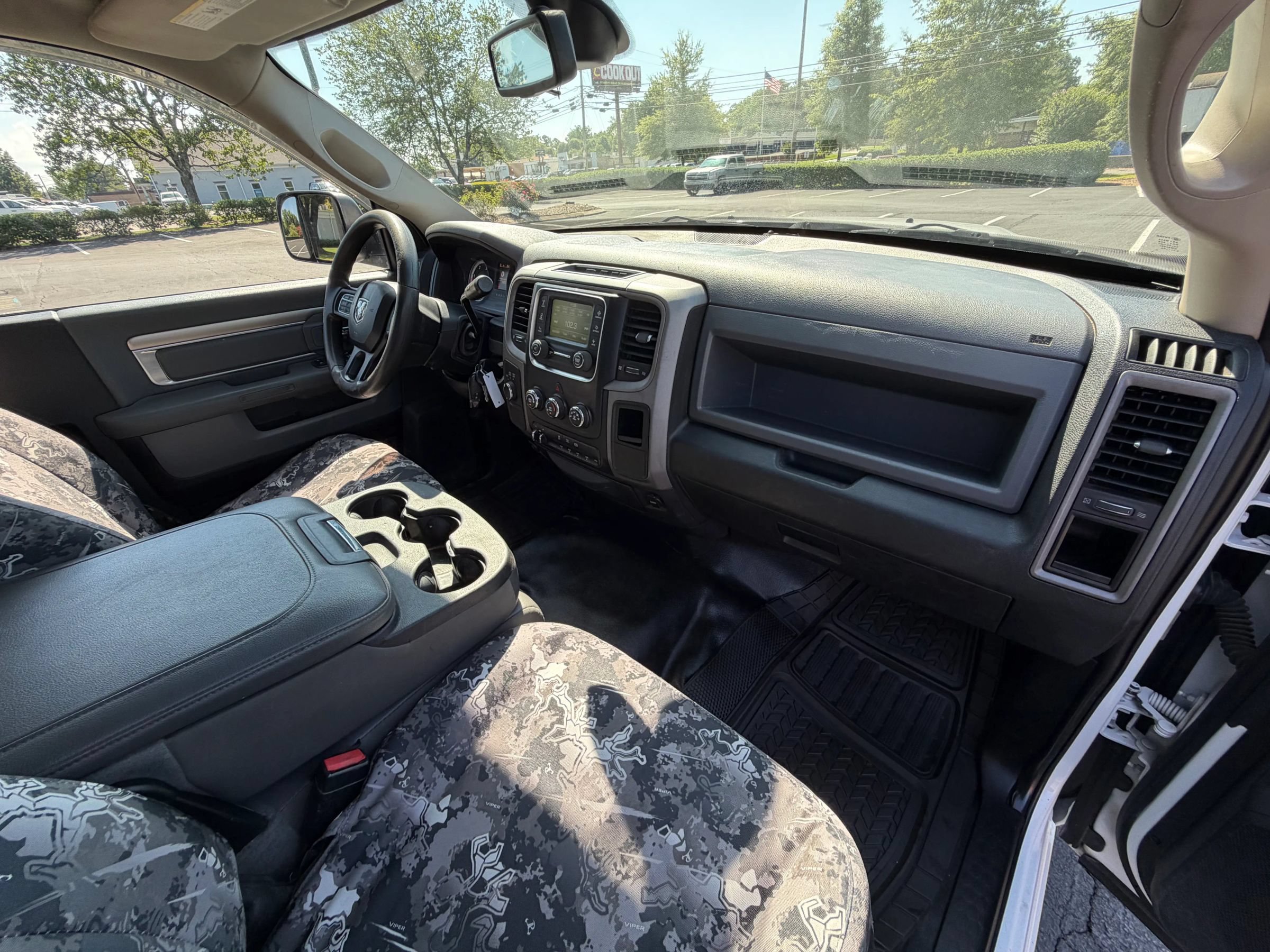 Used 2015 RAM 3500 Tradesman w/ Power & Remote Entry Group AWD/4WD image 19