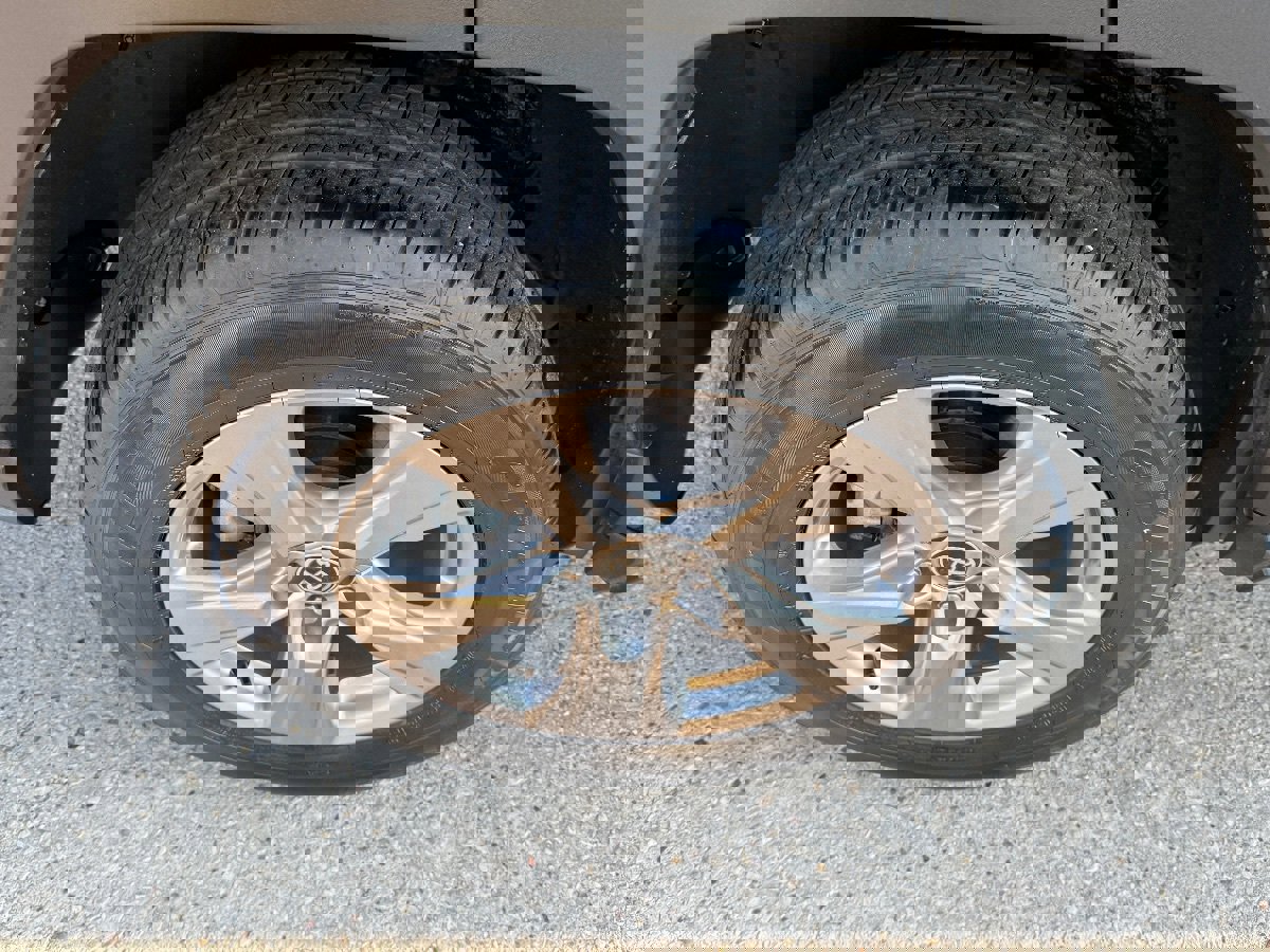 Used 2022 Toyota RAV4 XLE image 11