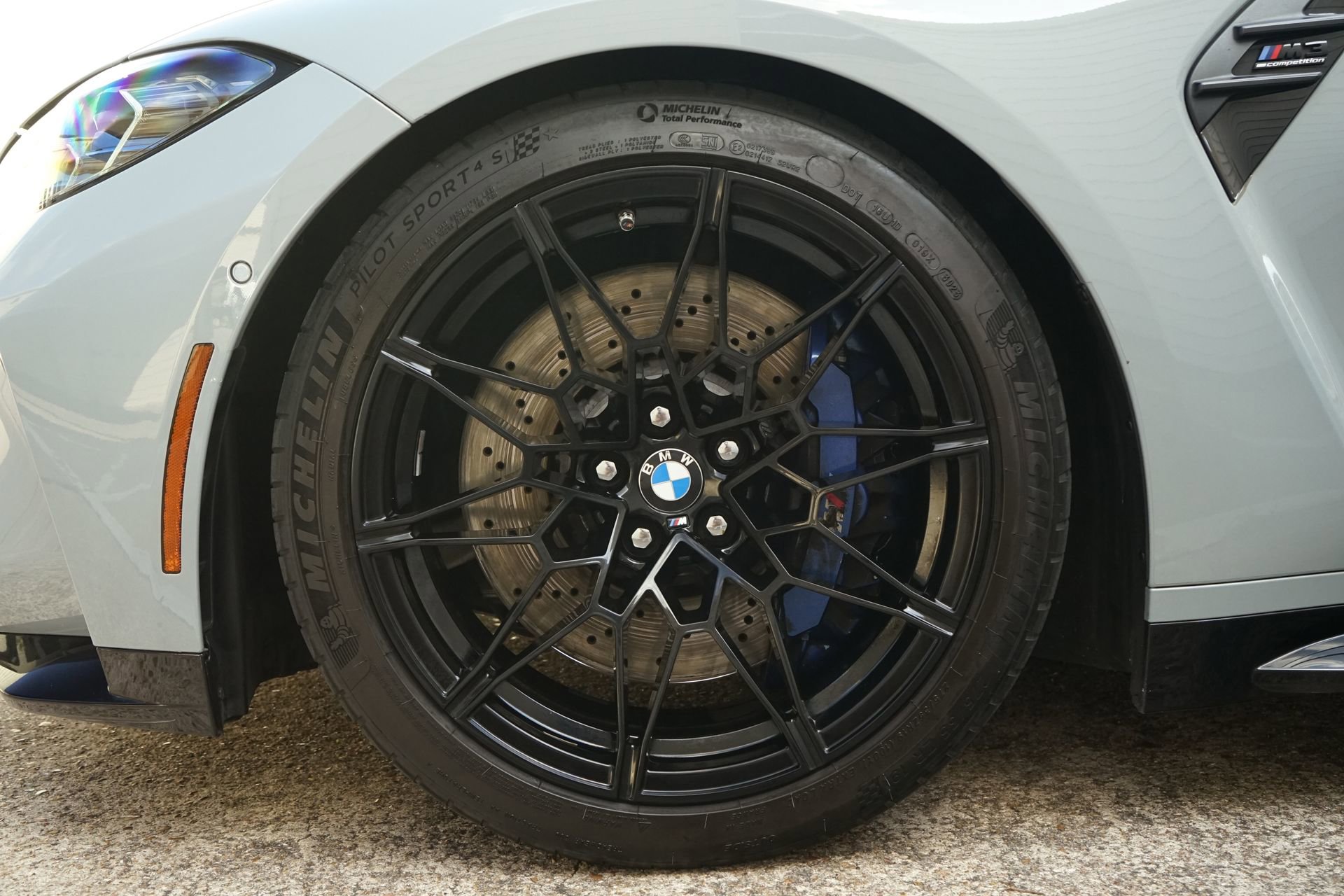 Used 2022 BMW M3 Competition w/ Executive Package AWD/4WD image 26