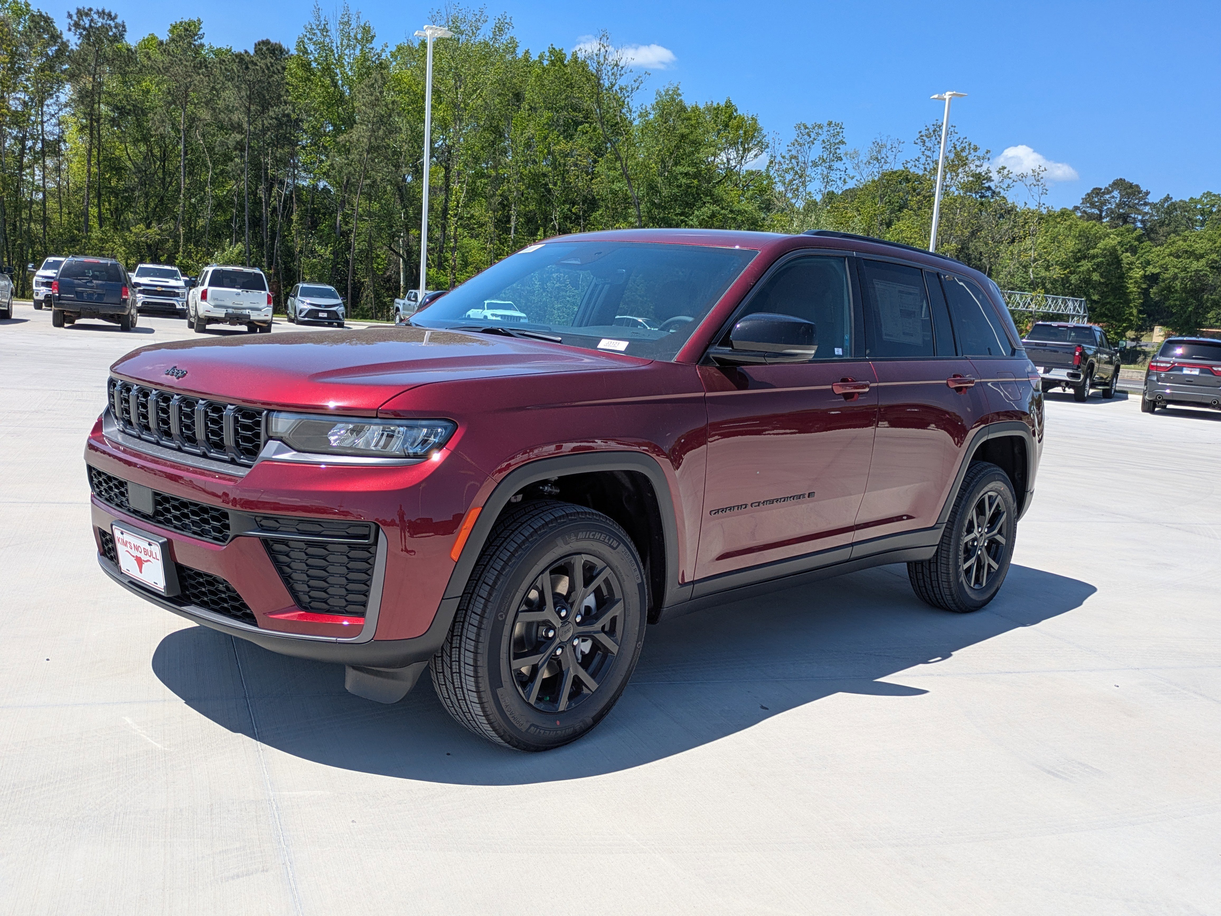 New 2026 Jeep Grand Cherokee Altitude RWD image 3