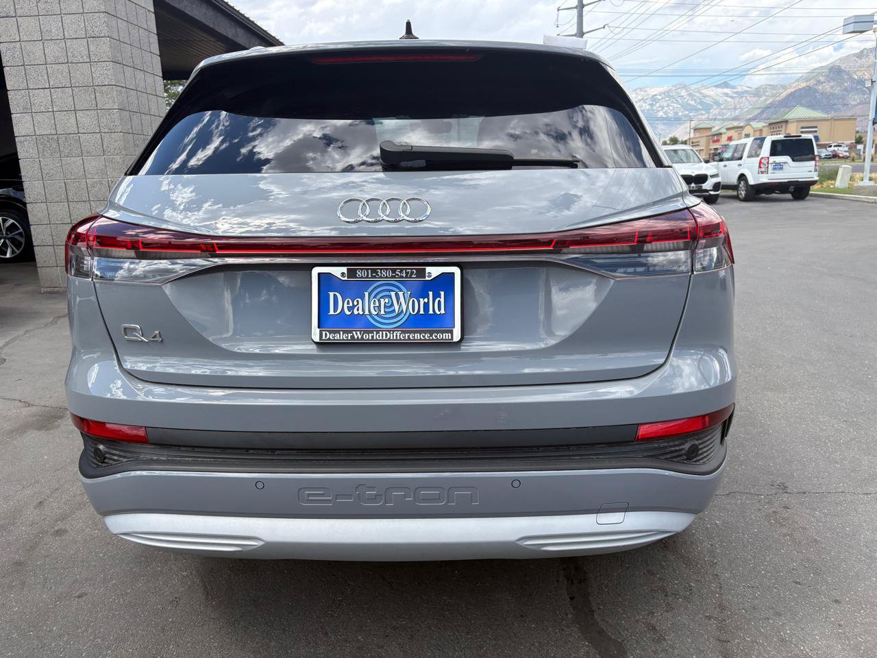 Used 2024 Audi Q4 e-tron Premium w/ Convenience Package RWD image 6