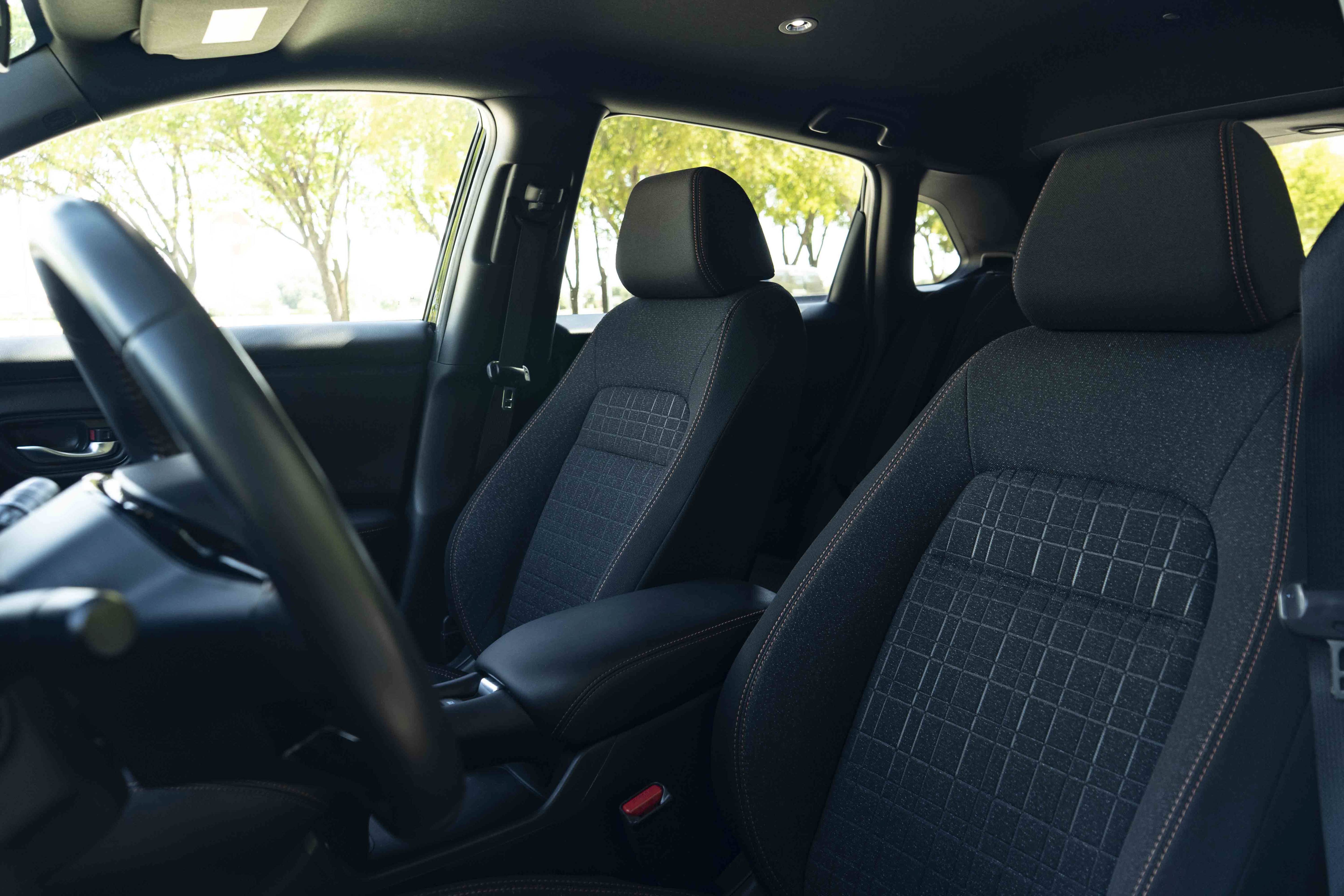 Used 2024 Honda HR-V Sport image 17