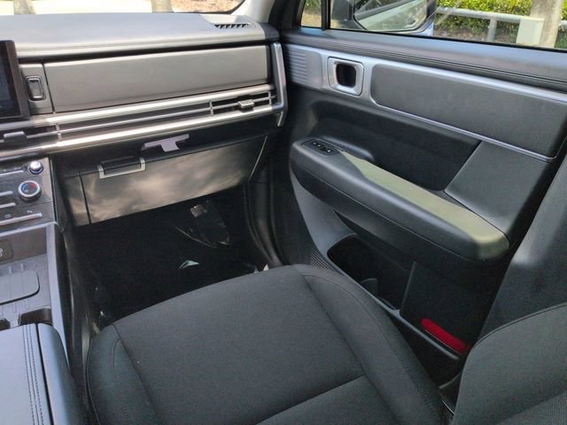 Used 2026 Hyundai Santa Fe SE FWD image 17