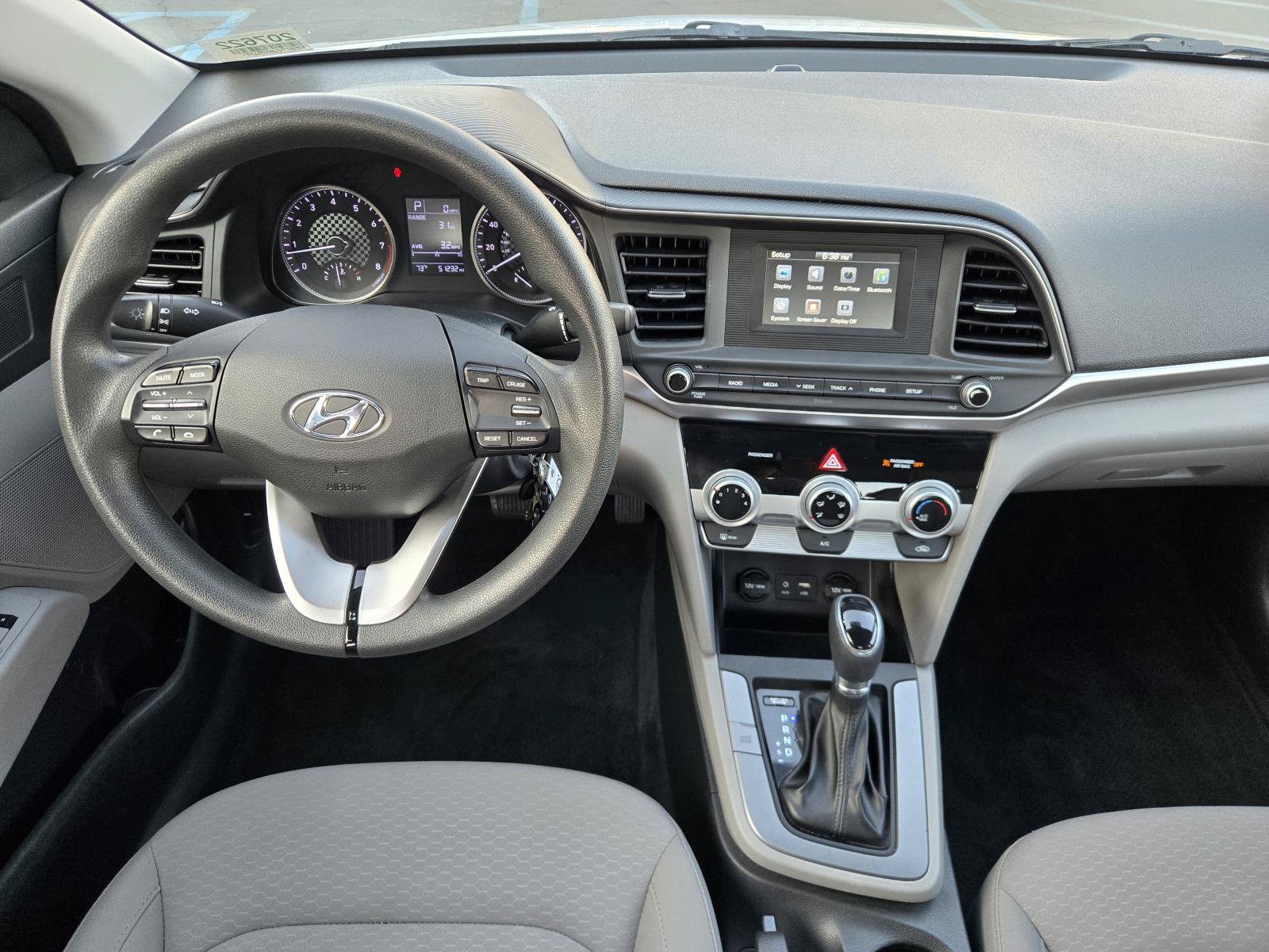 Used 2019 Hyundai Elantra SE FWD image 6