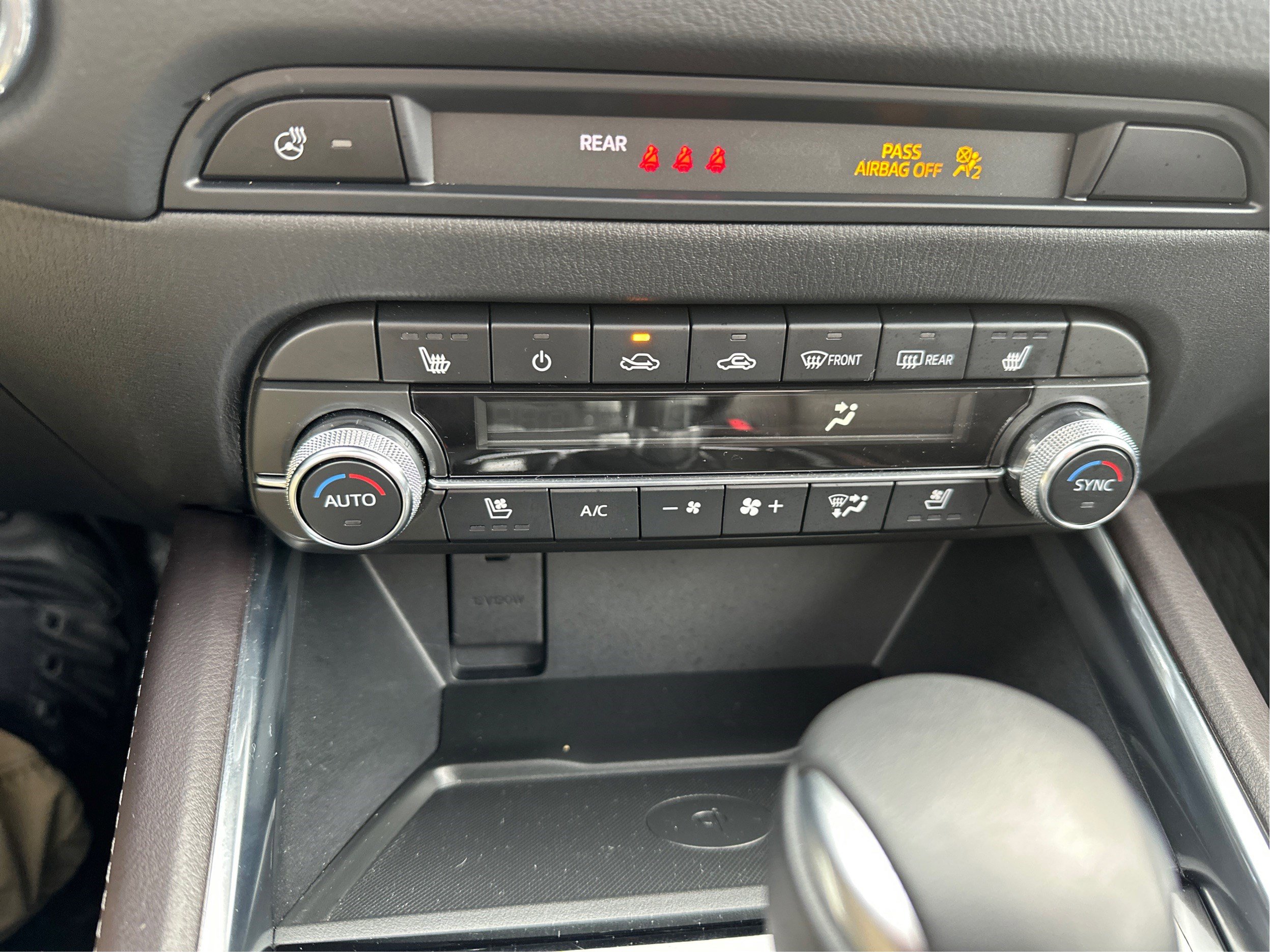 Certified 2025 MAZDA CX-5 Signature image 34