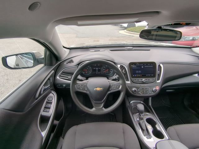 Used 2025 Chevrolet Malibu LT image 33