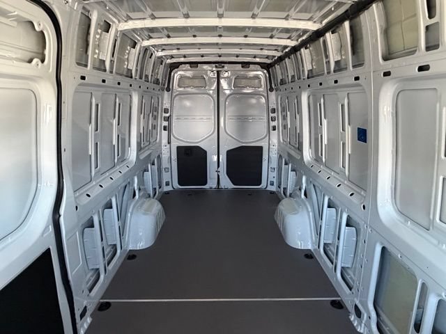 New 2026 Mercedes-Benz Sprinter 2500 image 13