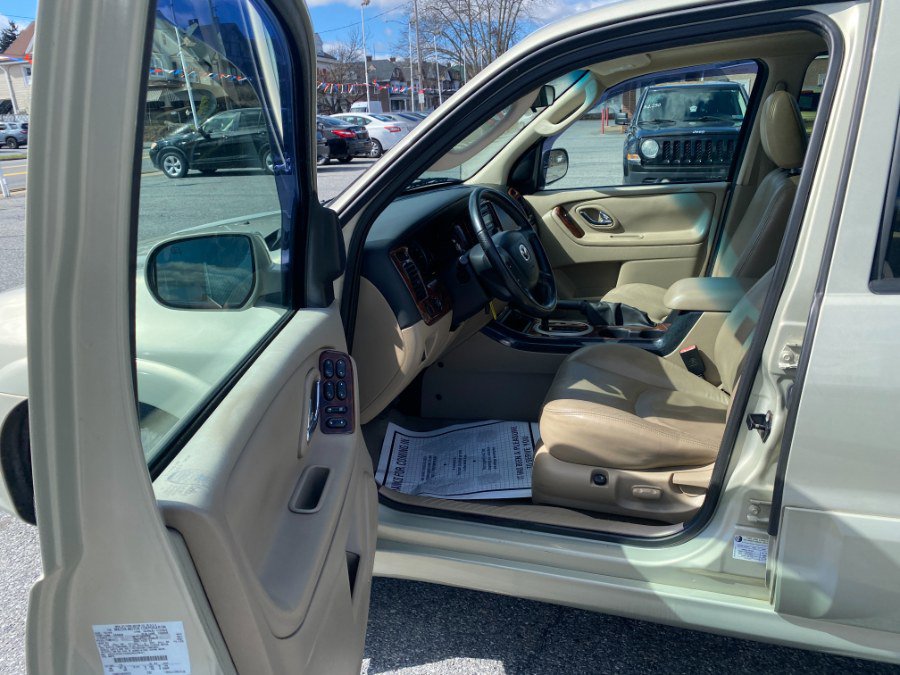 Used 2005 MAZDA Tribute s w/ Package 3 image 11