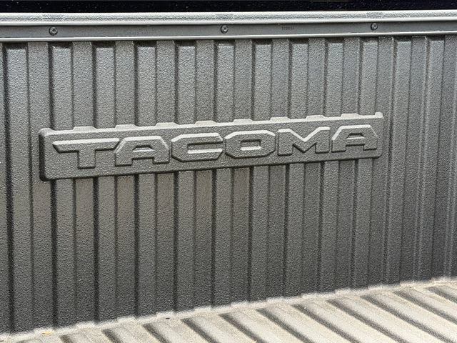 Used 2026 Toyota Tacoma TRD Sport AWD/4WD image 12