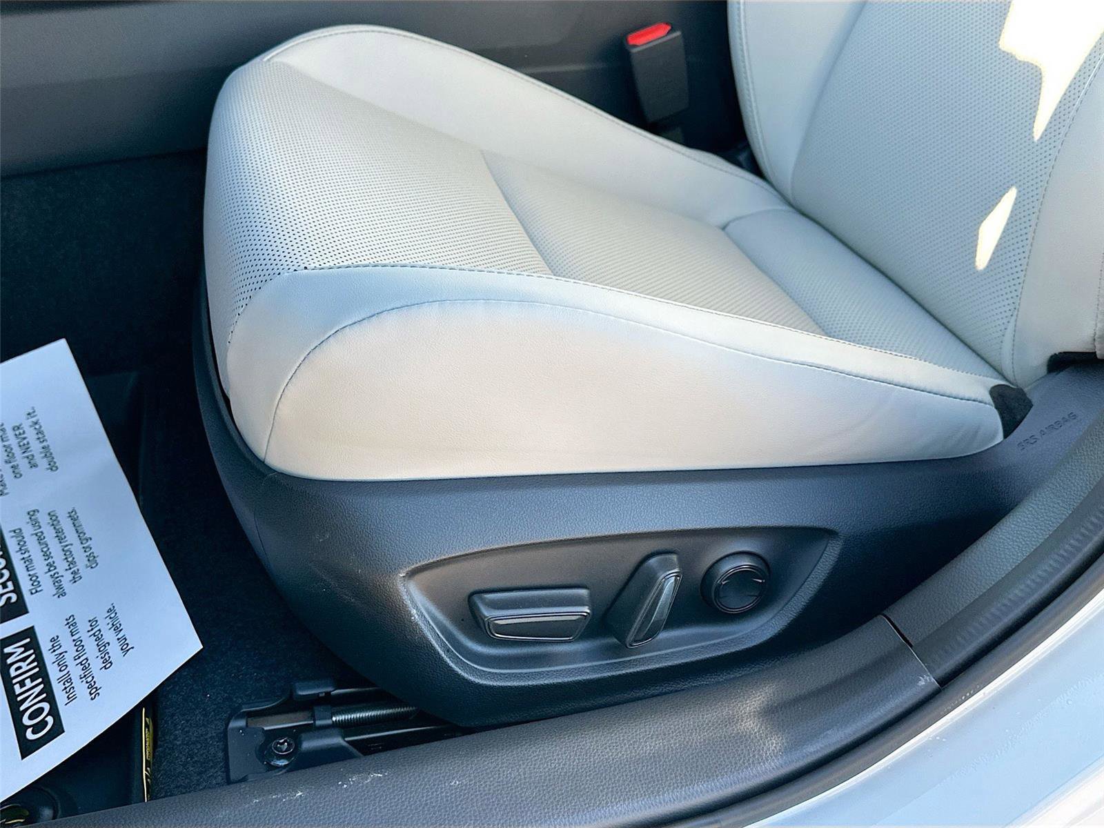 New 2026 Toyota Prius XLE image 19