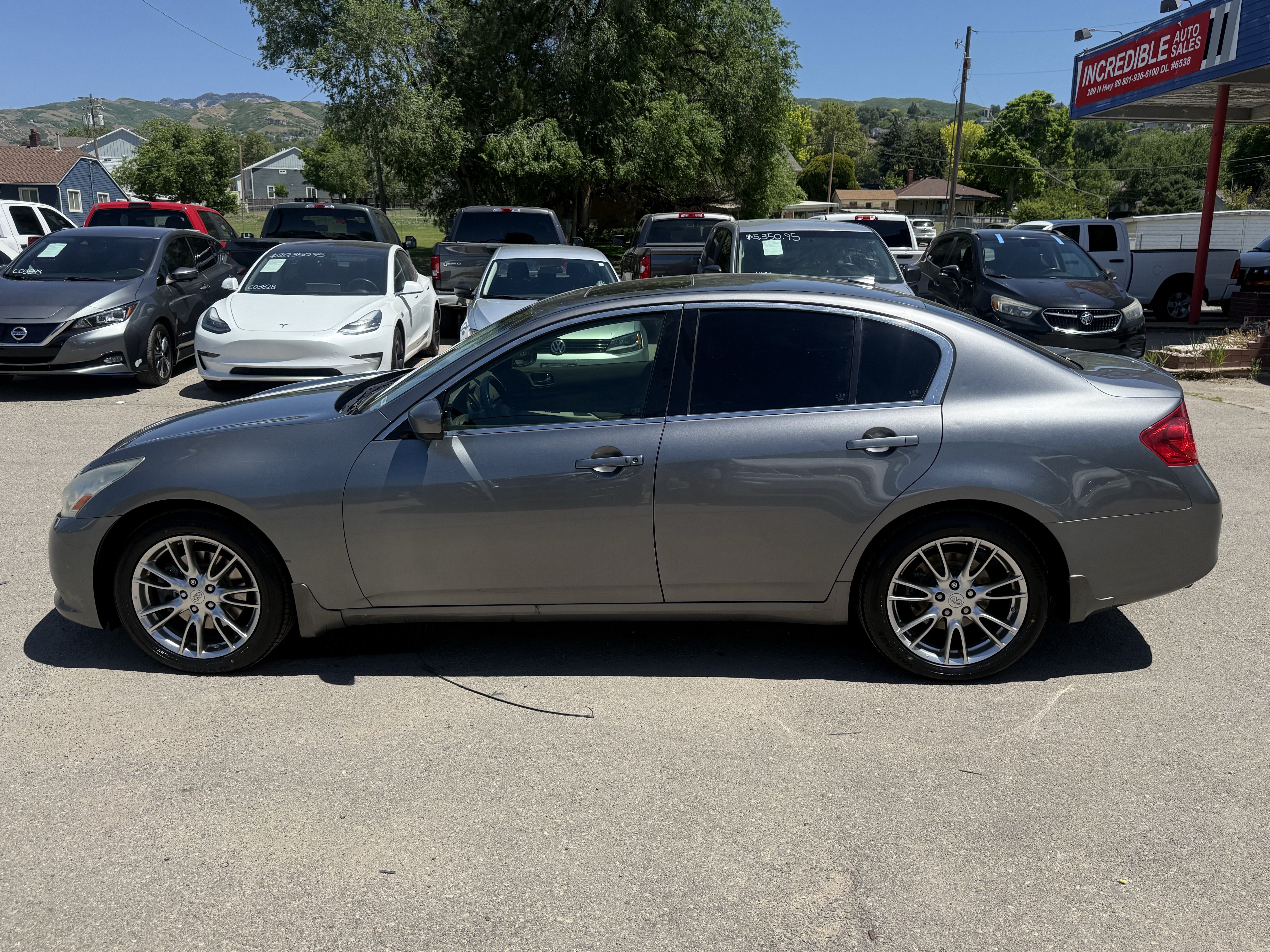 Used 2012 INFINITI G37 x Sedan w/ Premium Pkg AWD/4WD image 7