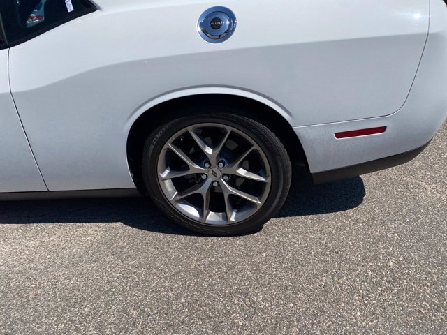Used 2022 Dodge Challenger GT RWD image 13