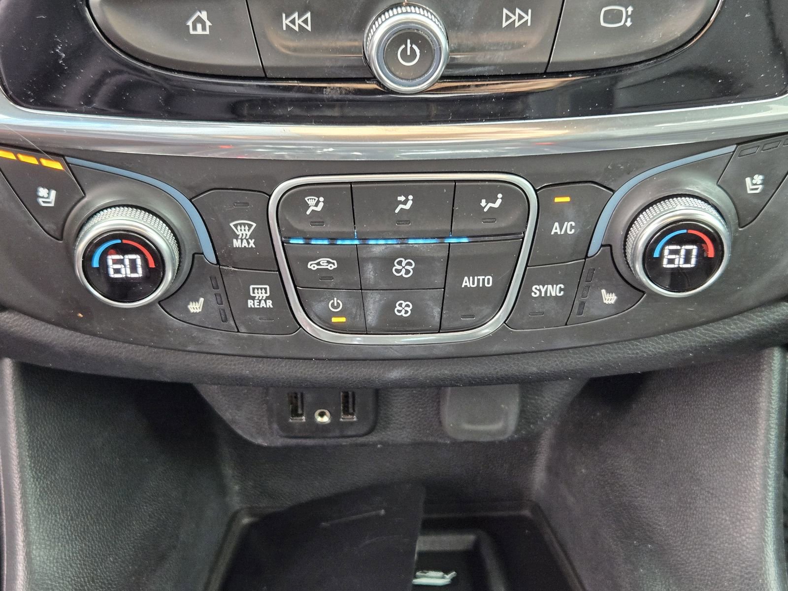 Used 2019 Chevrolet Traverse Premier w/ LPO, 'HIT The Road' Package image 15