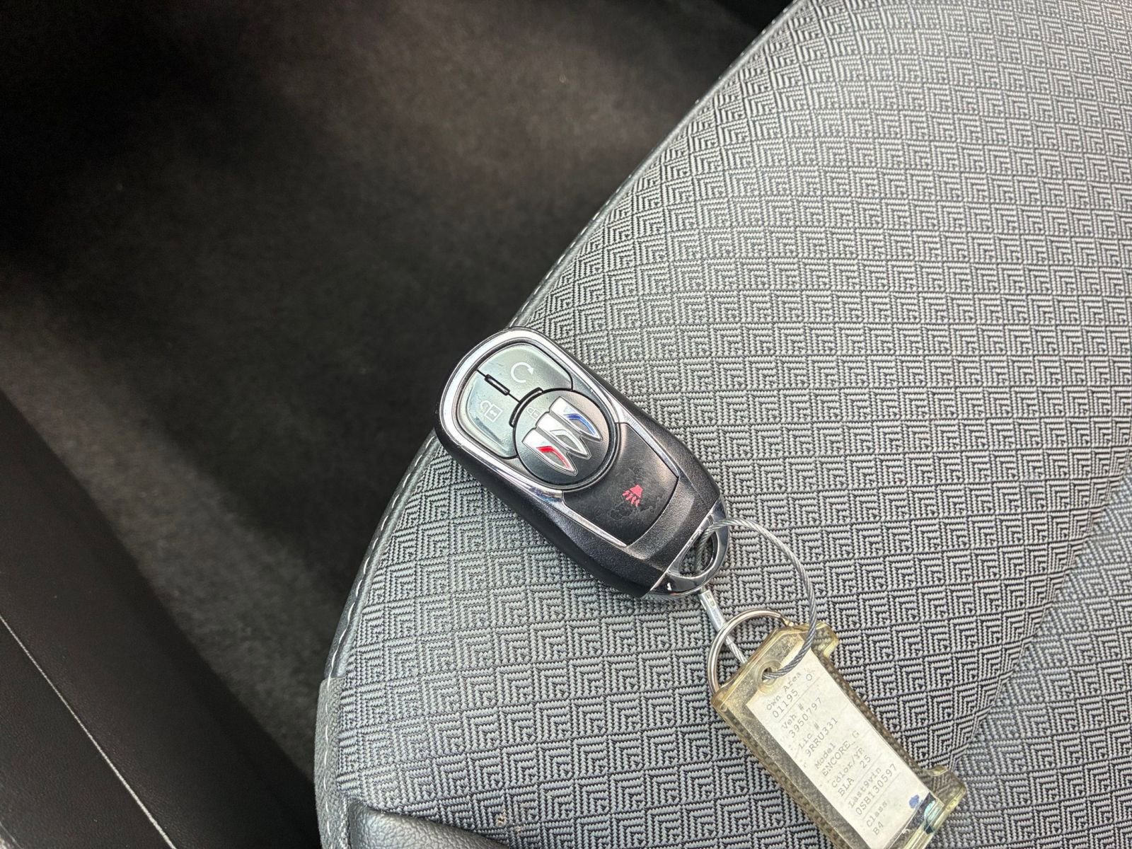 Used 2025 Buick Encore GX Preferred image 21