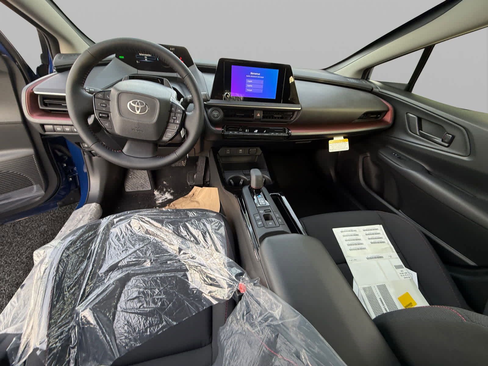 New 2026 Toyota Prius Plug-In Hybrid FWD image 10