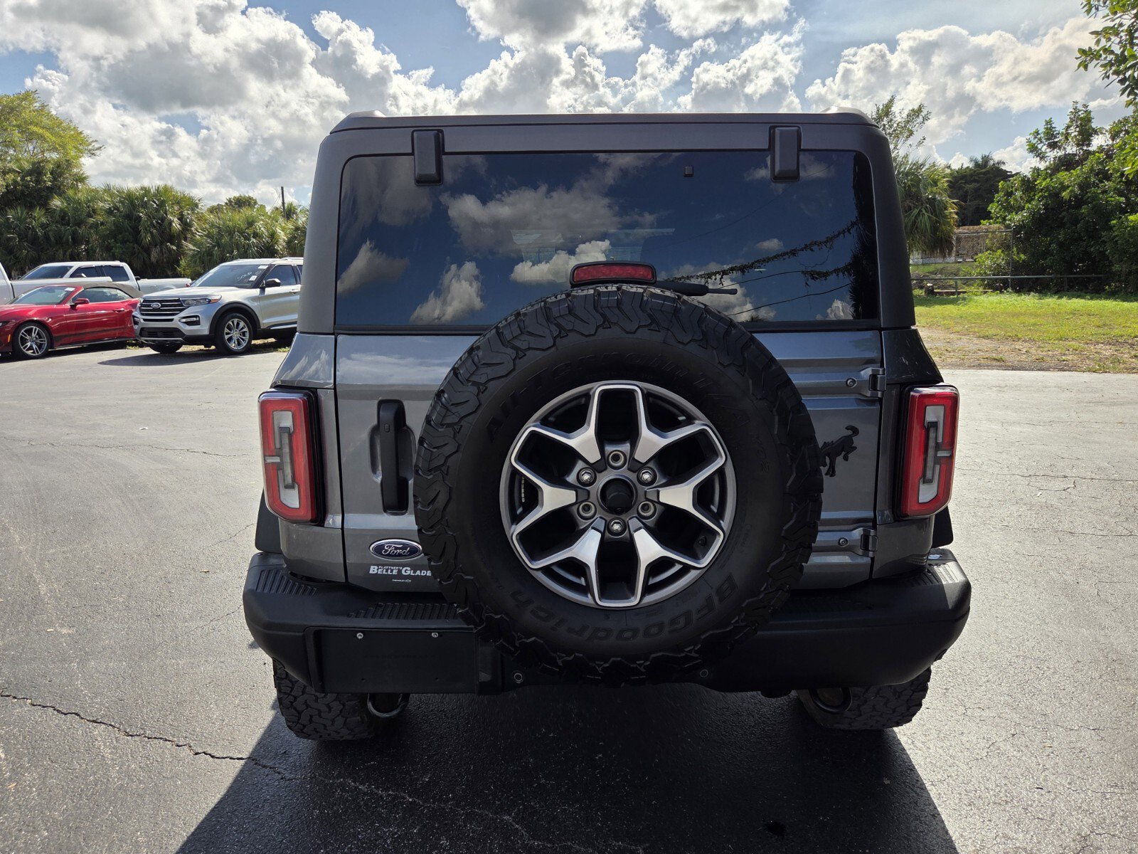 Used 2023 Ford Bronco Badlands image 7