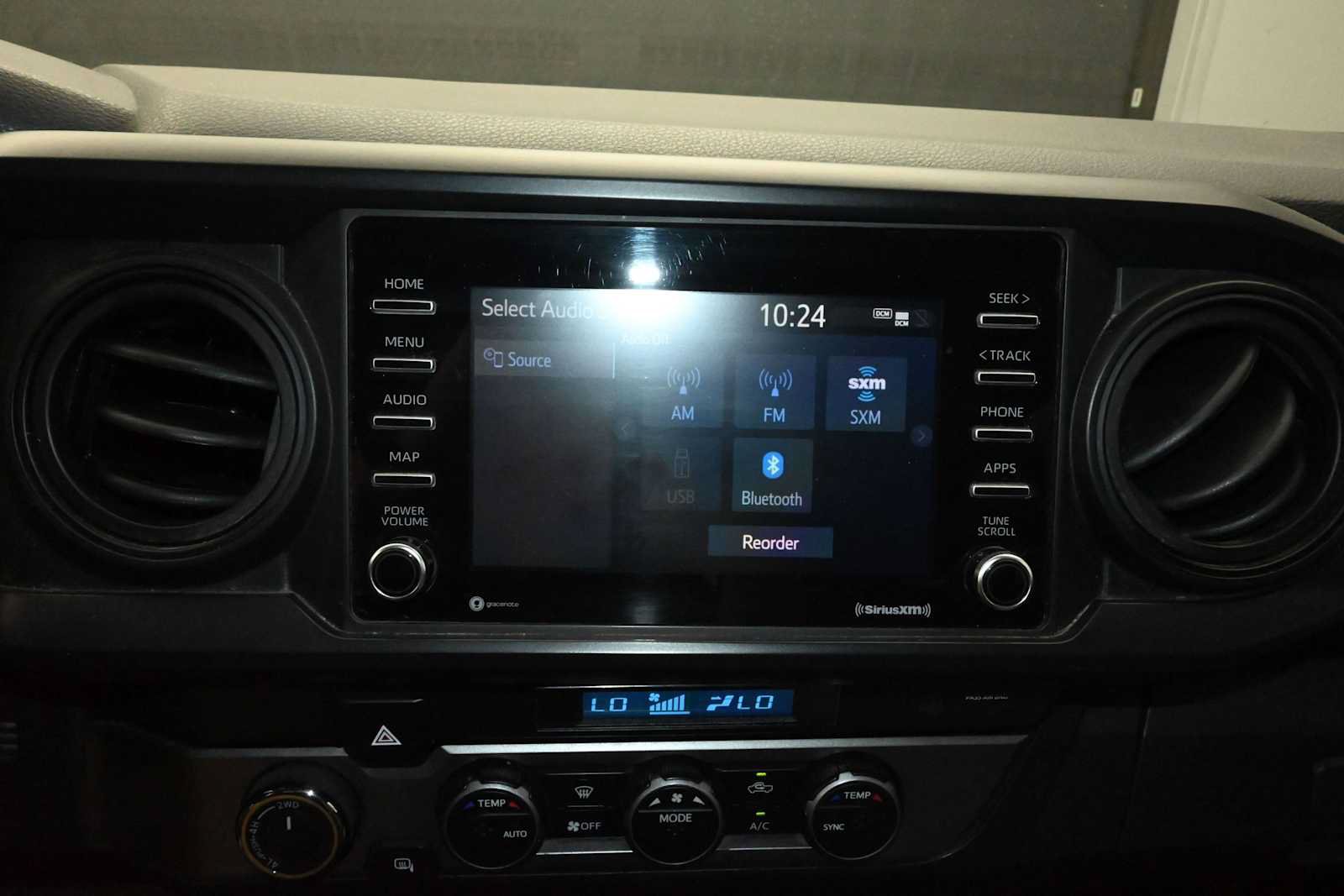 Used 2022 Toyota Tacoma SR AWD/4WD image 16