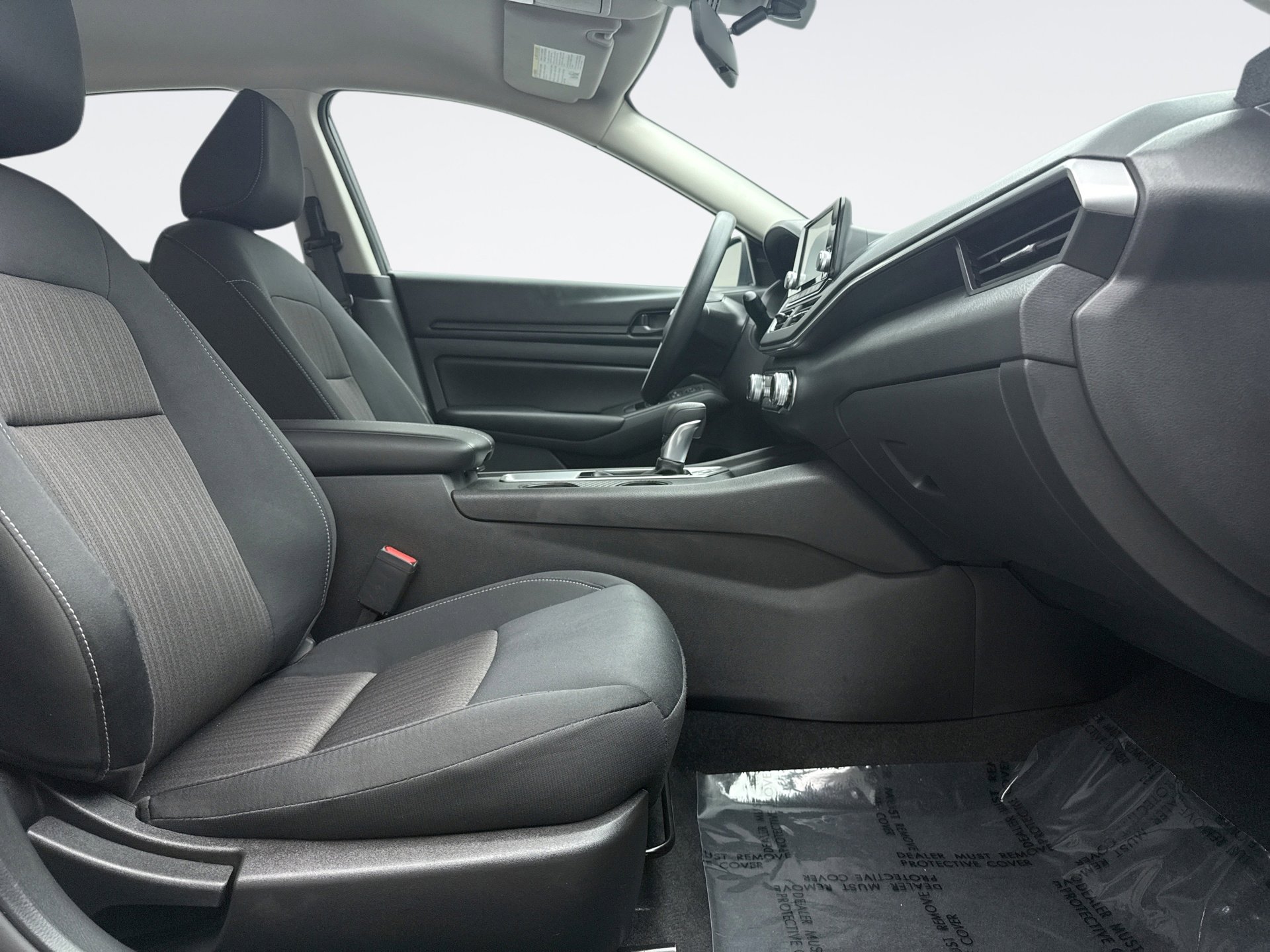 Used 2024 Nissan Altima 2.5 S image 16