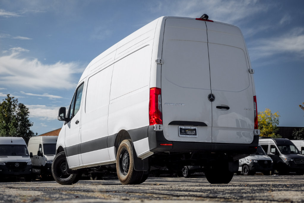 New 2025 Mercedes-Benz Sprinter 2500 image 2