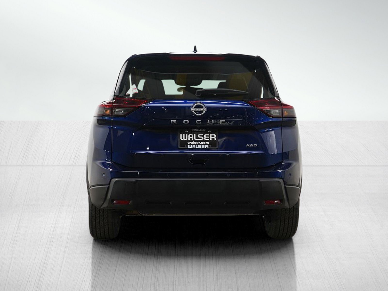 Used 2025 Nissan Rogue SV image 5