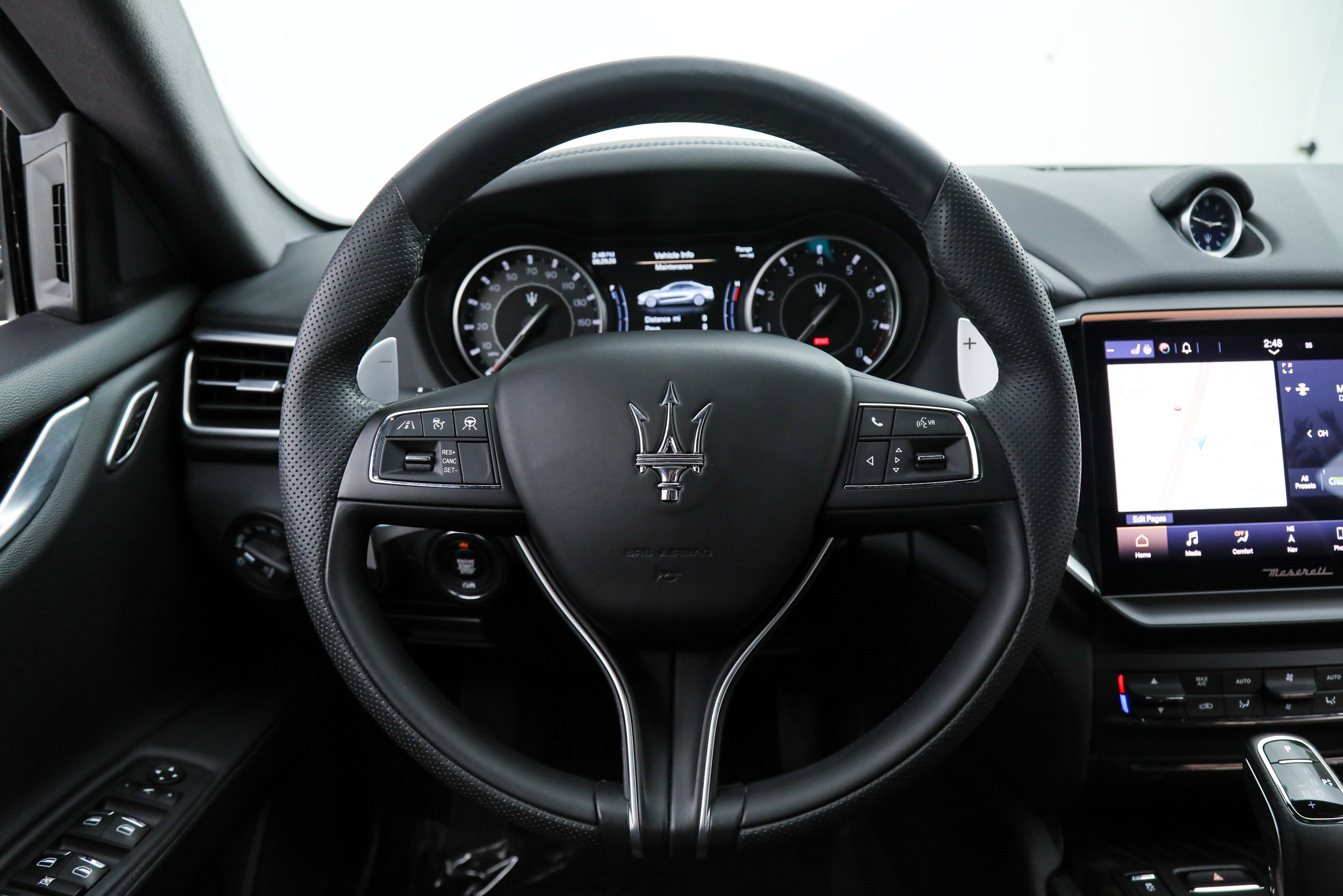 Certified 2023 Maserati Ghibli Modena RWD image 16
