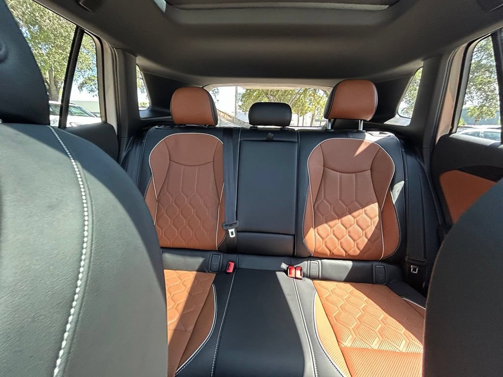 New 2026 Volkswagen Tiguan SEL R-Line AWD/4WD image 13