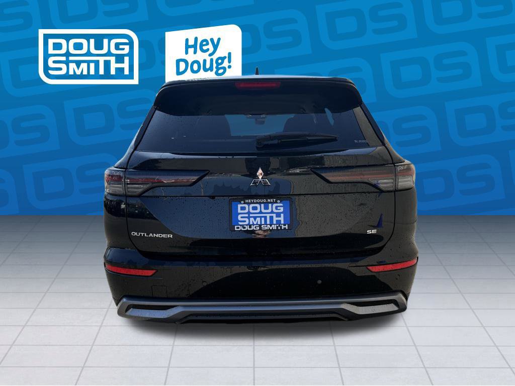 New 2026 Mitsubishi Outlander SE AWD/4WD image 3