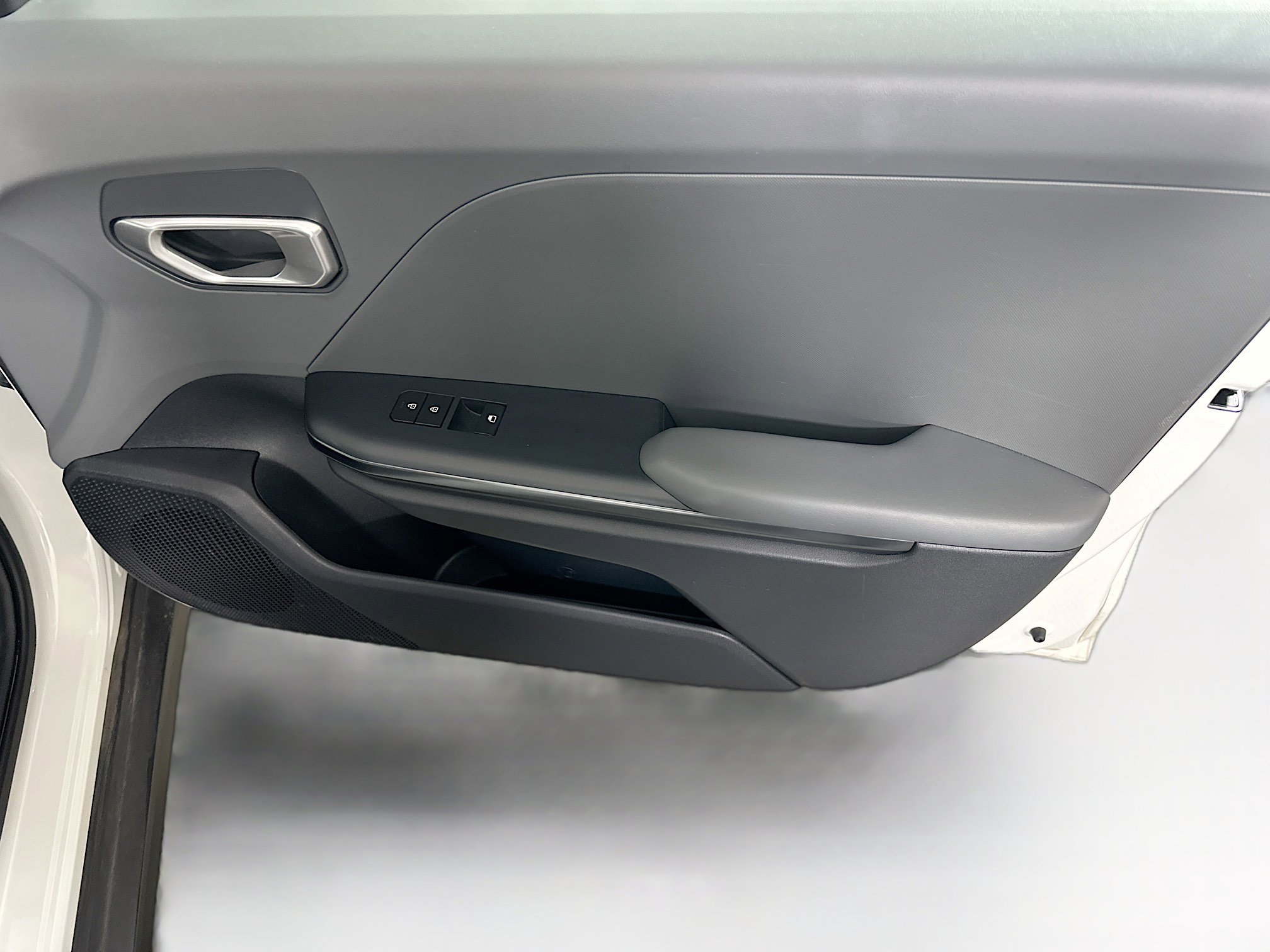 Used 2025 Kia K4 LXS image 30