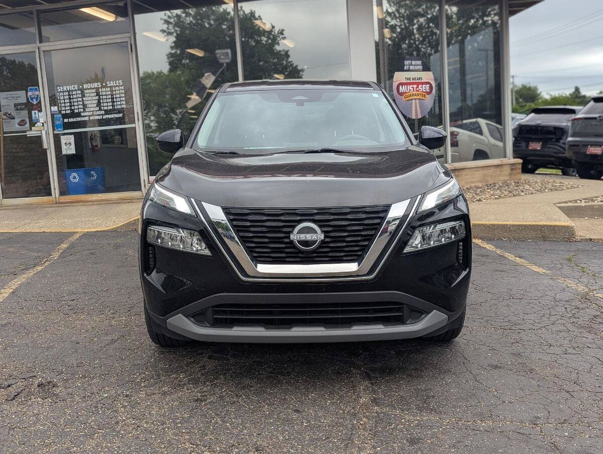 Used 2023 Nissan Rogue SV AWD/4WD image 6