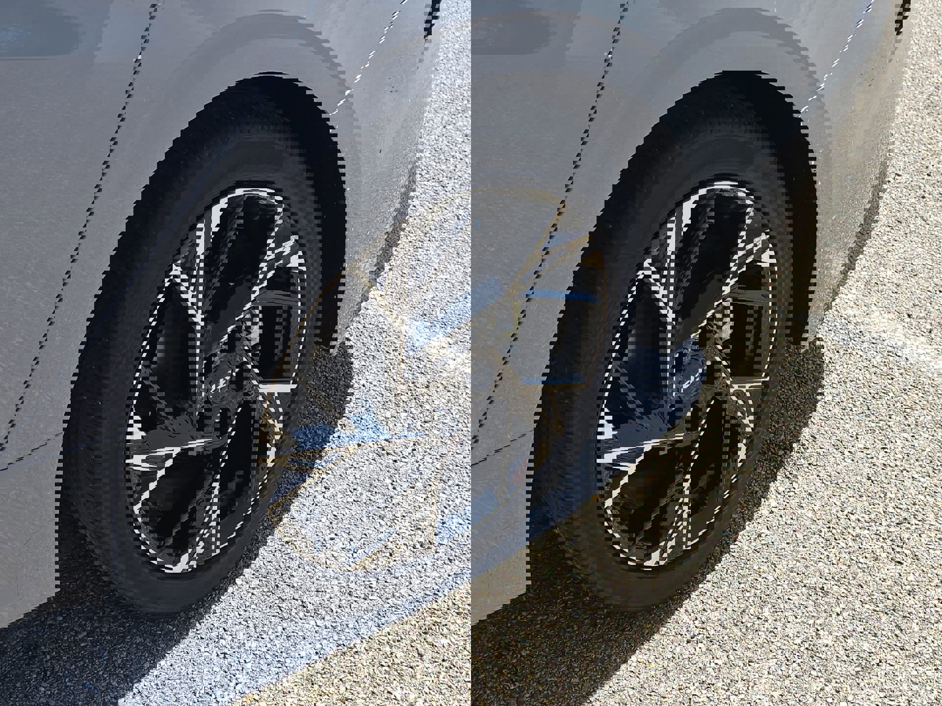 Used 2025 Kia K5 GT-Line w/ GT-Line Premium Package image 10