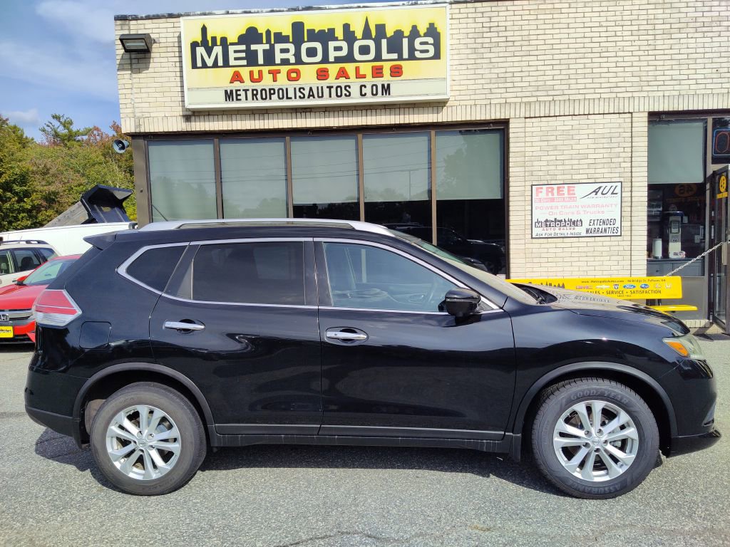 Used 2016 Nissan Rogue SV w/ SV Premium Package