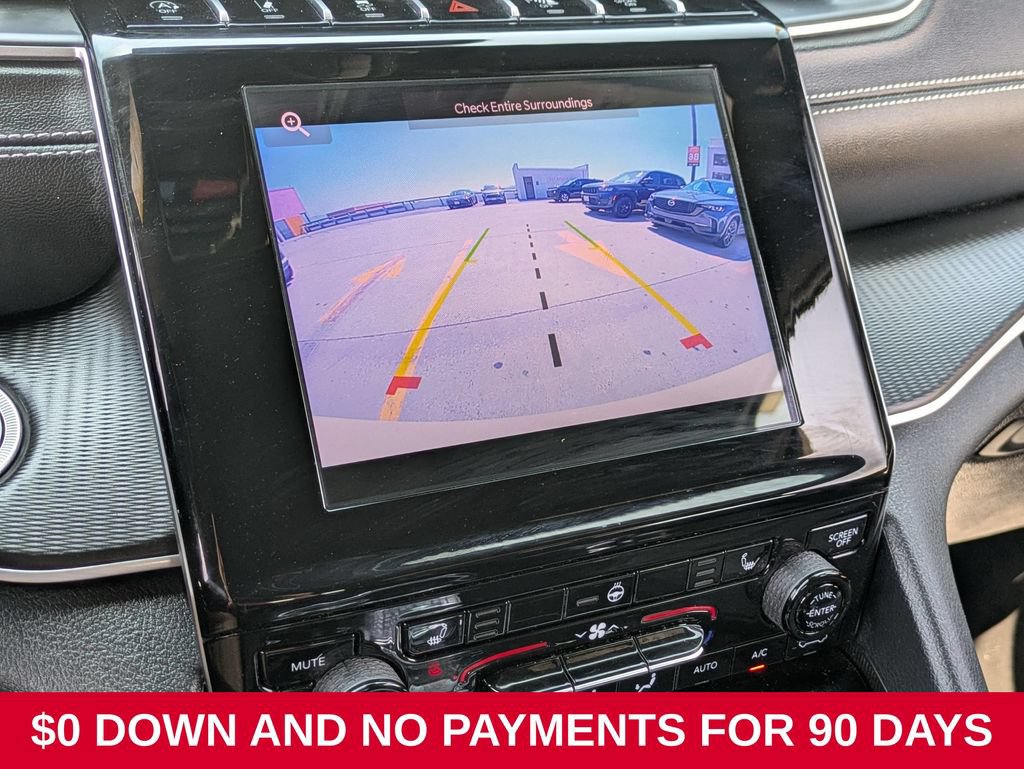 Used 2025 Jeep Grand Cherokee Altitude AWD/4WD image 16